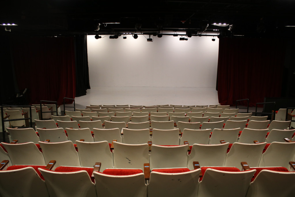 Willow Bend Proscenium Center