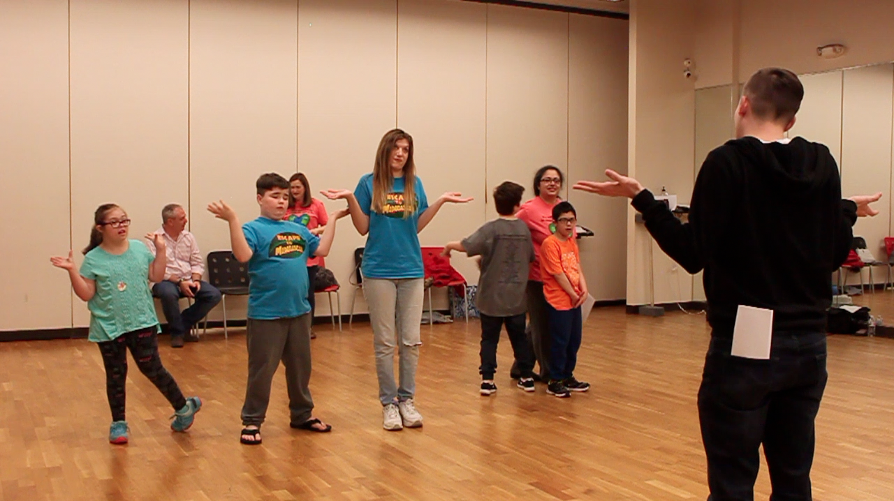 Starcatchers students with disabilities rehearse a scene