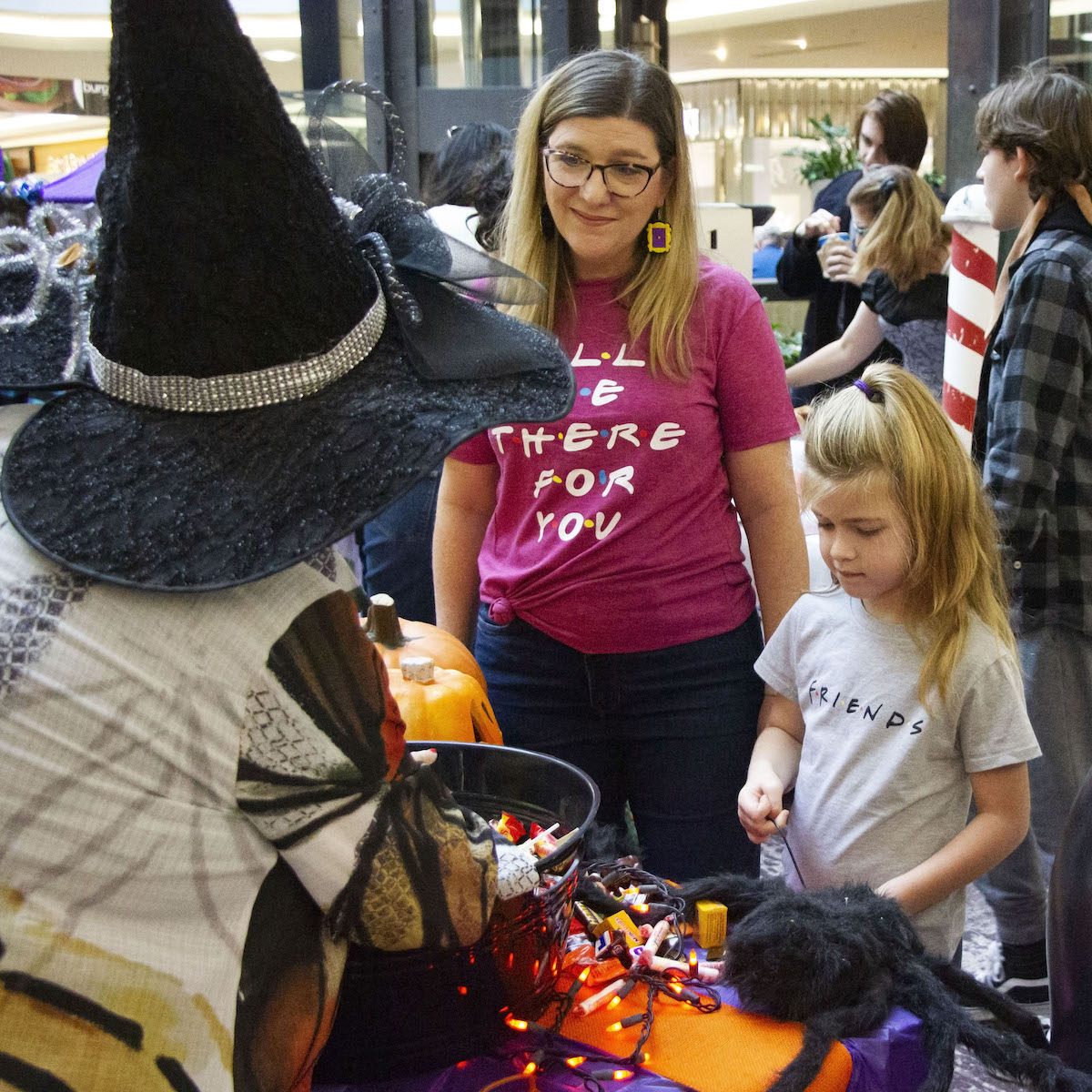 2022 Trunk or Treat friends and witch